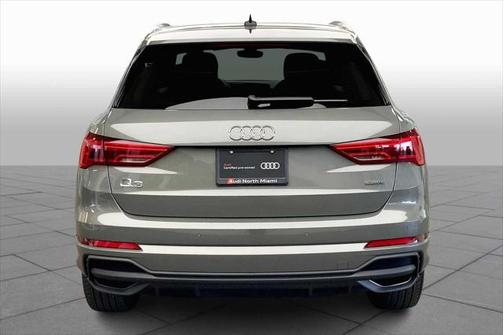 2023 Audi Q3 Premium 45 TFSI S line quattro Tiptronic