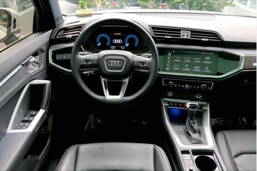 2024 Audi Q3 45 S line Premium Plus