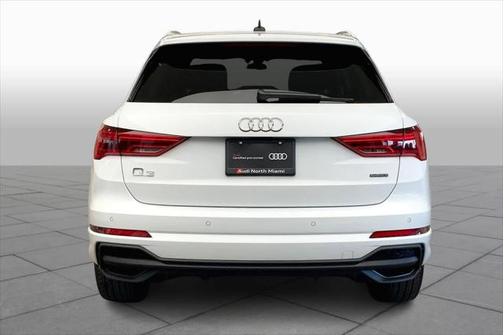 2024 Audi Q3 45 S line Premium Plus