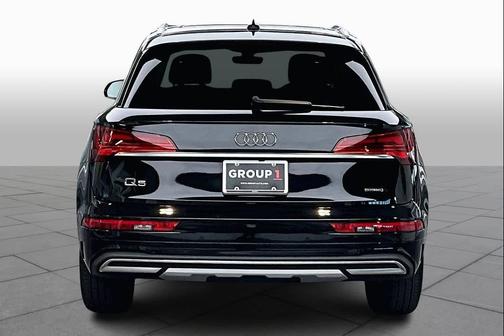 2023 Audi Q5 40 Premium