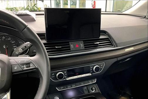 2023 Audi Q5 40 Premium