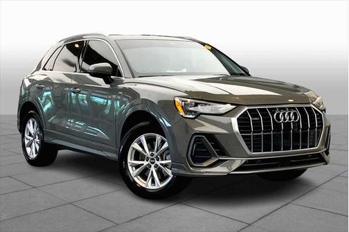 2022 Audi Q3 45 S line Premium