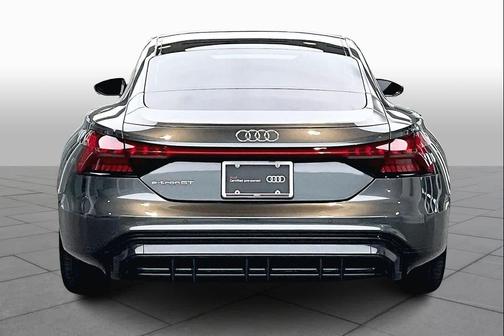 2023 Audi e-tron GT Premium Plus quattro