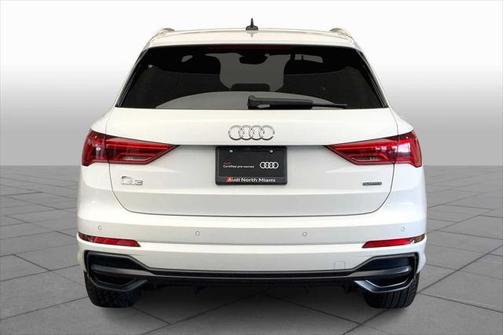 2022 Audi Q3 45 S line Premium Plus