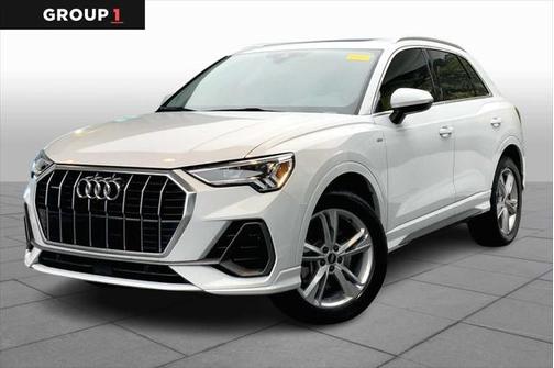 2022 Audi Q3 45 S line Premium Plus