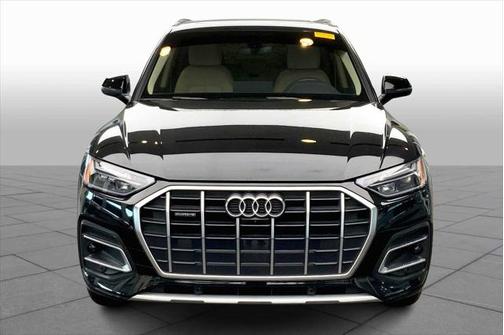 2022 Audi Q5 40 Premium Plus
