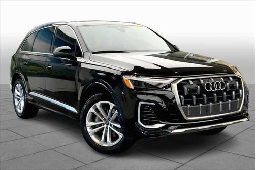 2025 Audi Q7 55 Premium Plus