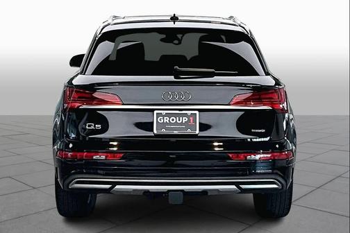 2023 Audi Q5 40 Premium Plus