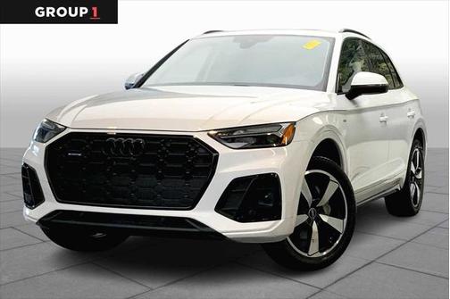 2022 Audi Q5 45 S line Premium Plus