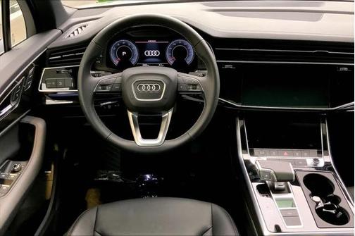 2025 Audi Q7 45 Premium