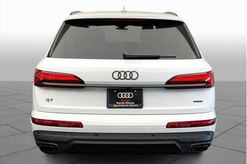 2025 Audi Q7 55 Premium Plus