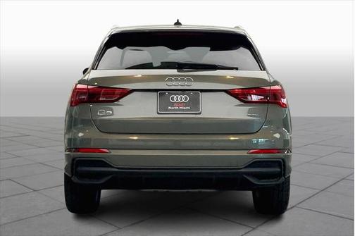 2024 Audi Q3 45 S line Premium Plus