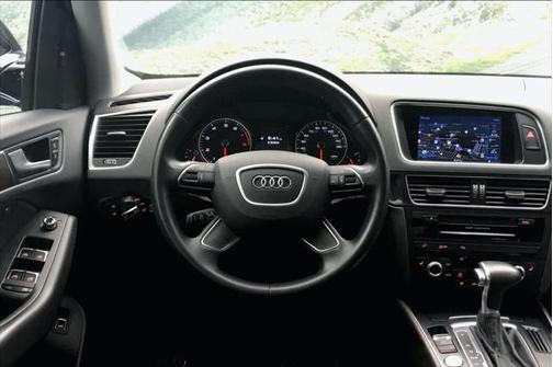 2015 Audi Q5 2.0T Premium Plus