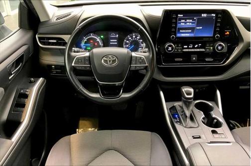2021 Toyota Highlander Hybrid LE