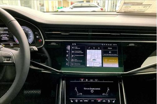 2025 Audi Q8 55 Premium Plus