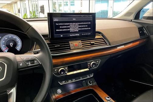 2023 Audi Q5 45 S line Premium Plus