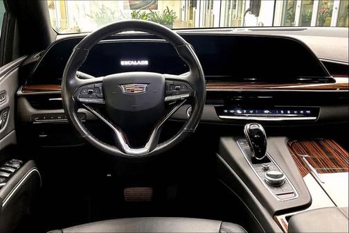 2022 Cadillac Escalade ESV Luxury