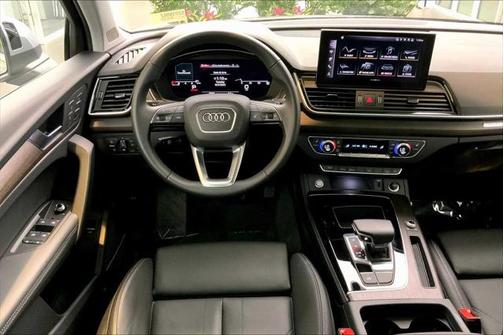 2025 Audi Q5 45 S line Premium Plus