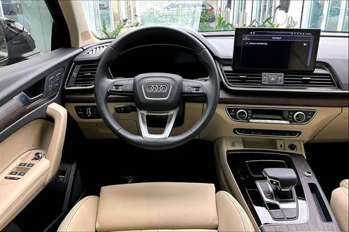 2025 Audi Q5 45 S line Premium Plus