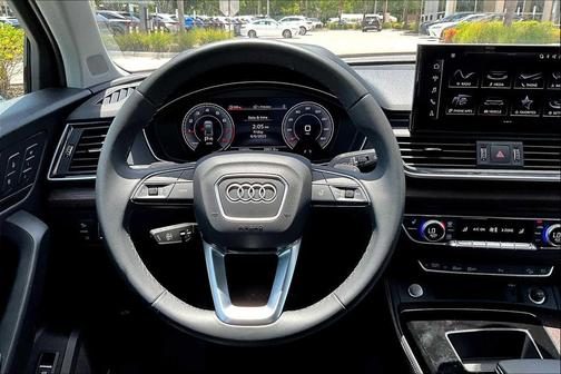 2024 Audi Q5 45 S line Premium Plus