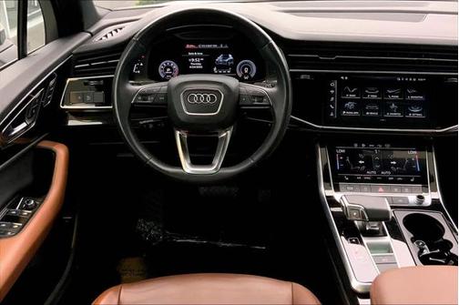 2023 Audi Q7 45 Premium