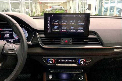 2022 Audi Q5 40 Premium Plus