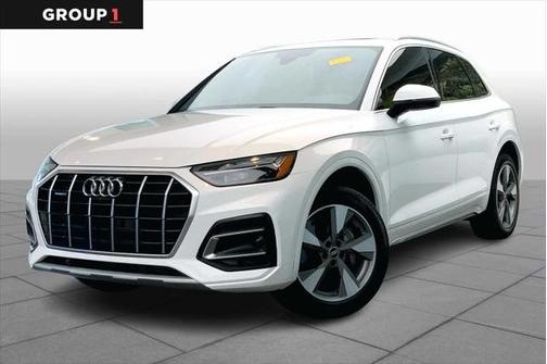 2022 Audi Q5 40 Premium Plus