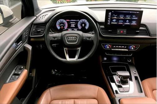 2022 Audi Q5 40 Premium Plus
