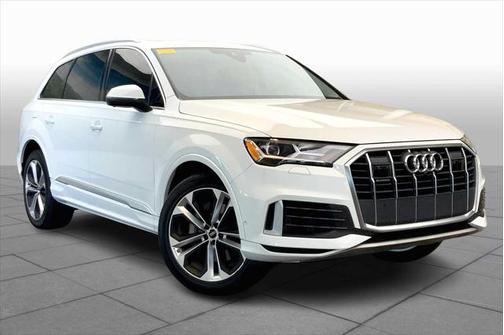 2022 Audi Q7 55 Premium Plus