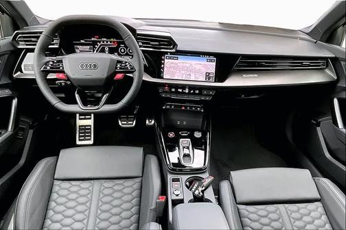Kemora Gray met 2026 Audi RS 3 TFSI quattro S tronic