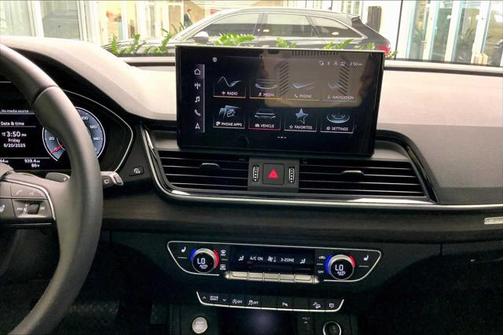 2023 Audi Q5 45 S line Premium Plus