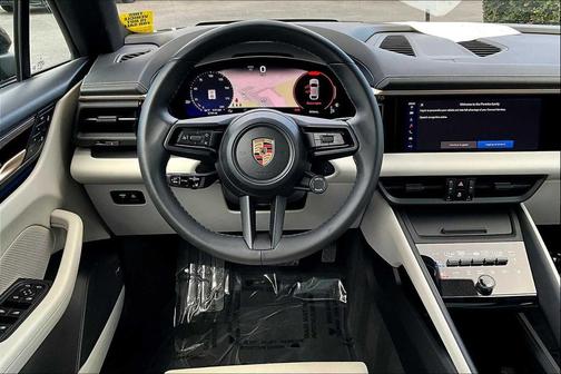 2024 Porsche Macan 4