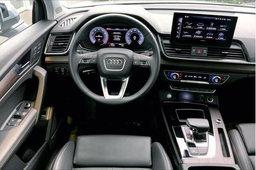 2025 Audi Q5 45 S line Premium Plus