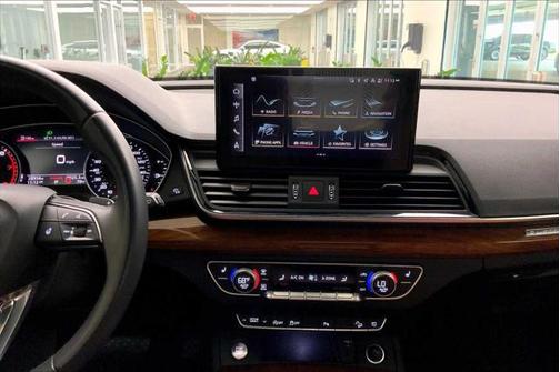 2022 Audi Q5 45 S line Premium