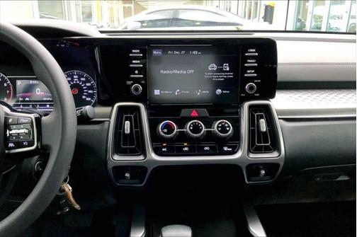 2023 Kia Sorento LX