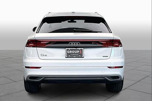 2022 Audi Q8 55 Premium