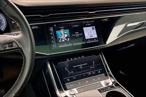 2022 Audi Q8 55 Premium