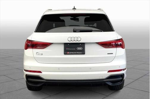 2024 Audi Q3 45 S line Premium Plus