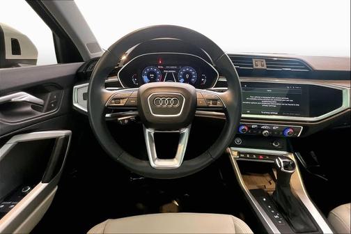Arkona White 2024 Audi Q3 Premium 45 TFSI S line quattro Tiptronic