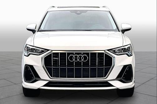 Arkona White 2024 Audi Q3 Premium 45 TFSI S line quattro Tiptronic