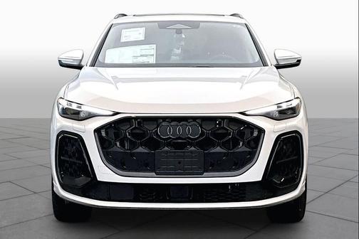 Glacier White m 2026 Audi Q5 Premium Plus TFSI quattro S tronic