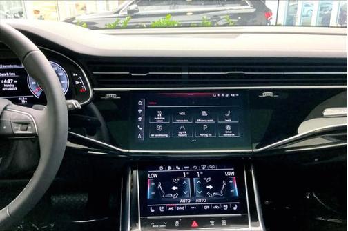 2025 Audi Q7 55 Prestige