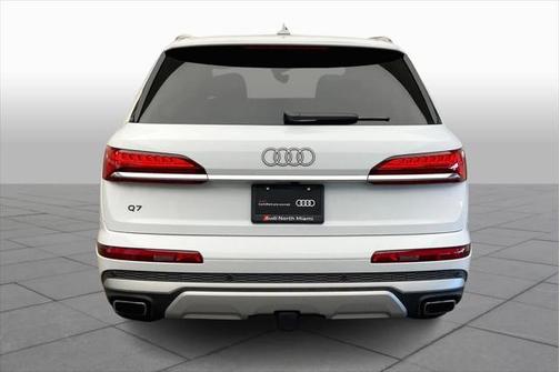 2025 Audi Q7 55 Prestige