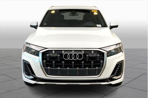 2025 Audi Q7 55 Prestige