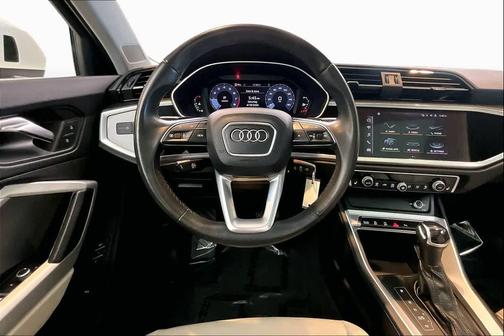 Ibis White 2022 Audi Q3 45 S line Premium