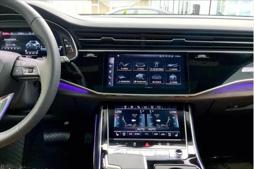 2025 Audi Q8 55 Prestige
