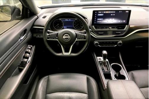 2023 Nissan Altima SR FWD