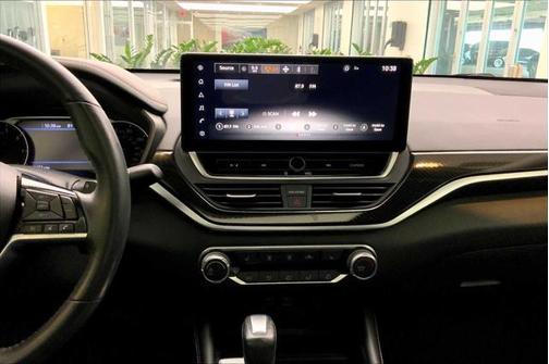 2023 Nissan Altima SR FWD