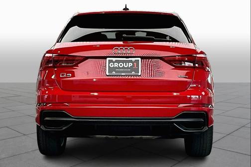 2022 Audi Q3 45 S line Premium