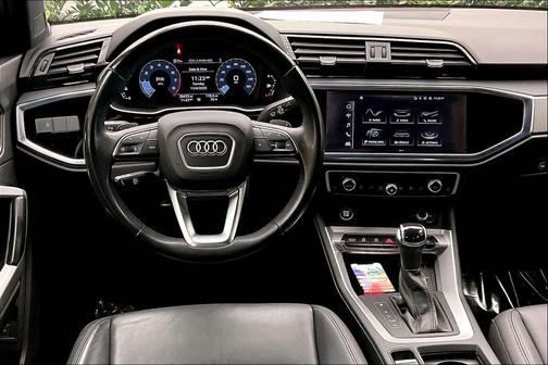 2022 Audi Q3 45 S line Premium